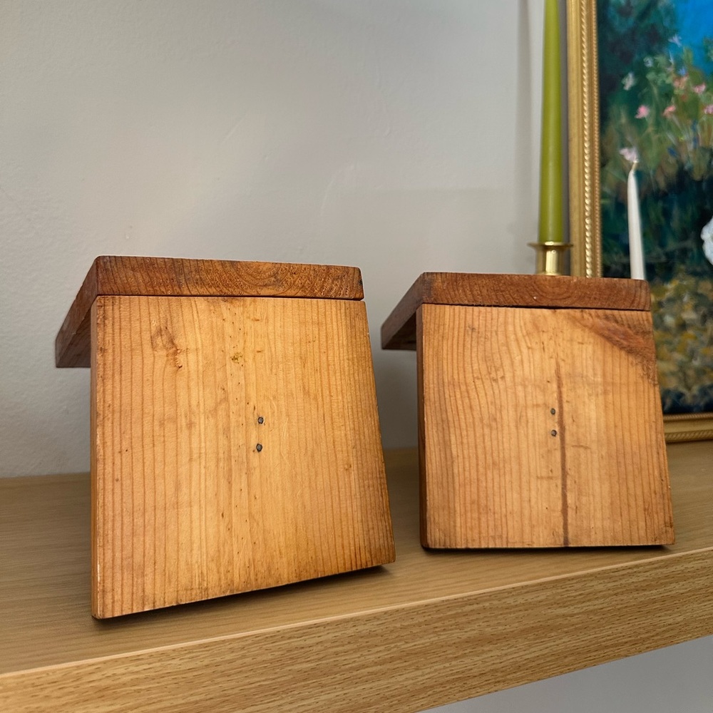 Vintage Handmade Mushroom Wooden Bookends - Set of 2 - Picture 6 of 6